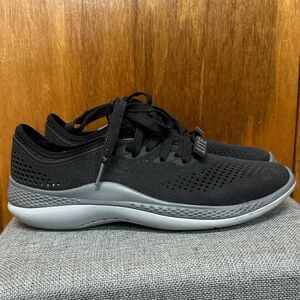 CROCS White/Tan Croslite Sole